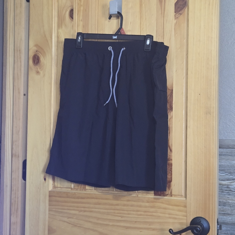 NWT Aptro Mens Size Xl Black Lined Swim Trunks